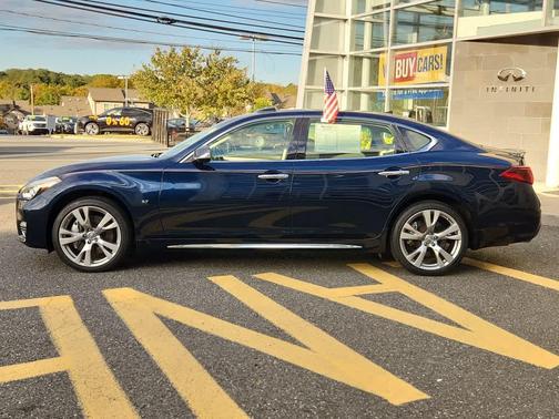 2016 INFINITI Q70L 3.7X