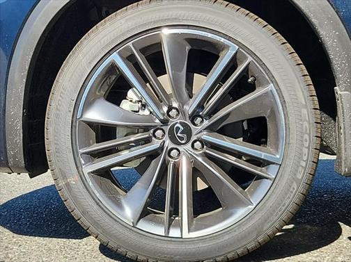 2025 INFINITI QX55 LUXE