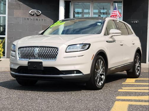2021 Lincoln Nautilus Reserve