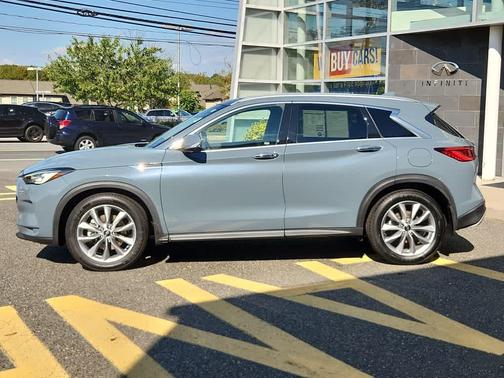 2022 INFINITI QX50 LUXE AWD