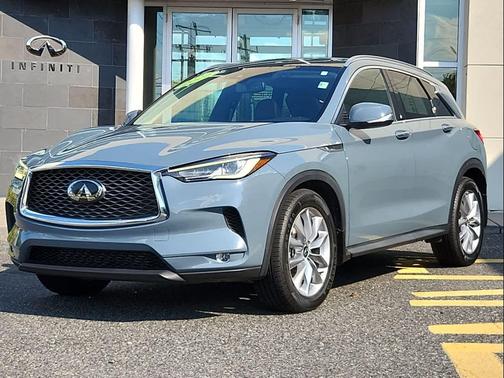 2022 INFINITI QX50 LUXE AWD