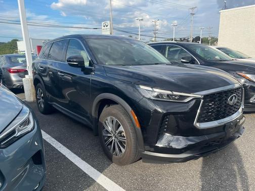 2023 INFINITI QX60 Pure