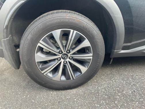 2023 INFINITI QX60 Pure