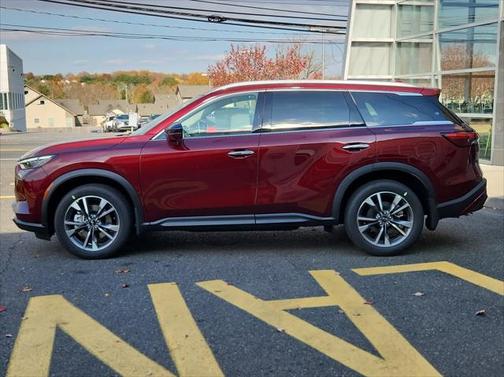 2025 INFINITI QX60 Luxe