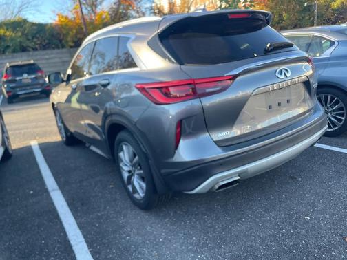 2021 INFINITI QX50 LUXE AWD