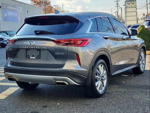 2021 INFINITI QX50 LUXE AWD