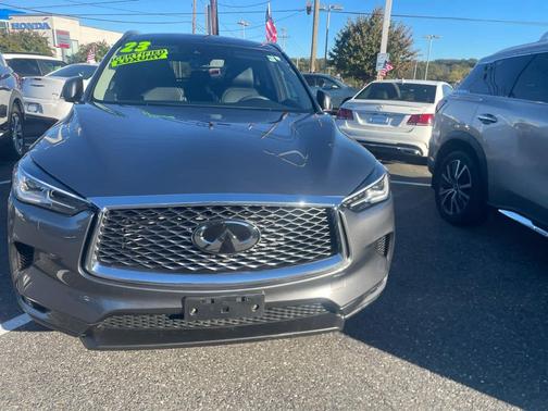 2023 INFINITI QX50 LUXE AWD