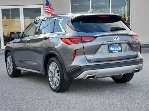 2023 INFINITI QX50 LUXE AWD