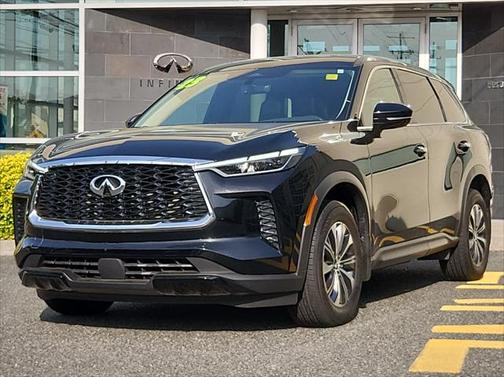 2023 INFINITI QX60 Pure