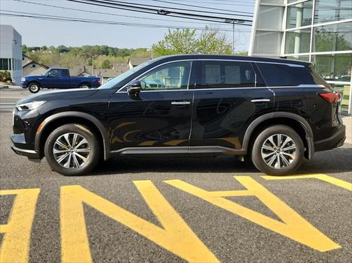 2023 INFINITI QX60 Pure