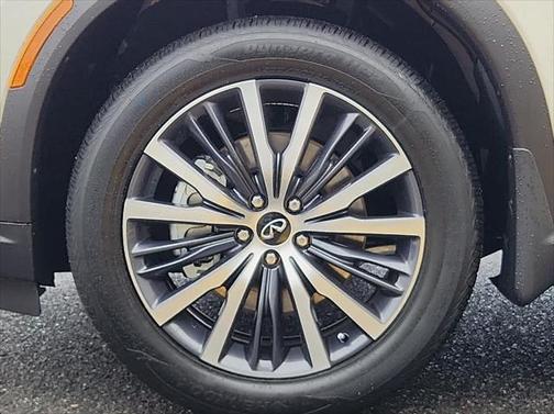 2025 INFINITI QX60 SENSORY