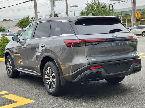 2025 INFINITI QX60 Pure