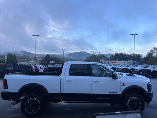2025 RAM 2500 Rebel/Power Wagon