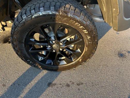 2024 Jeep Gladiator Sport