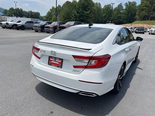 2022 Honda Accord Sport SE