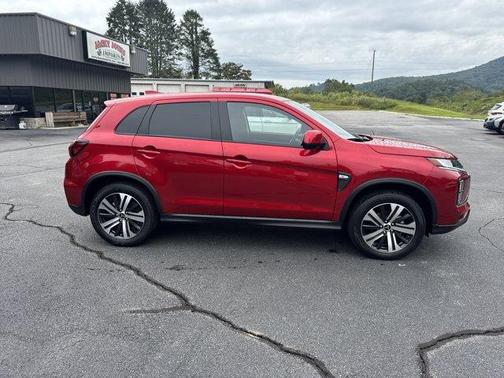 2024 Mitsubishi Outlander Sport ES