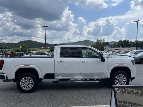 2022 GMC Sierra 2500 Denali