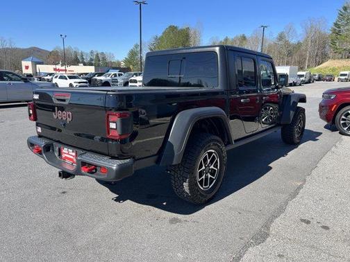 Black Clearcoat 2023 Jeep Gladiator Rubicon