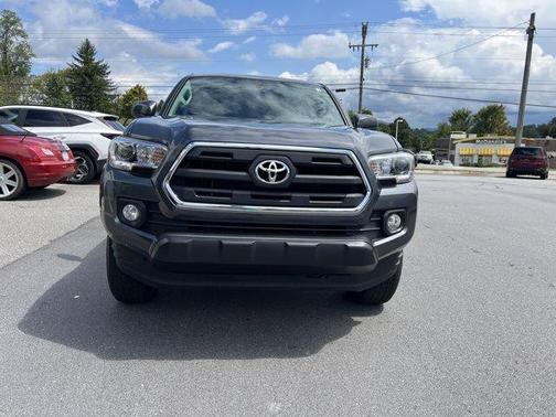 2017 Toyota Tacoma SR5