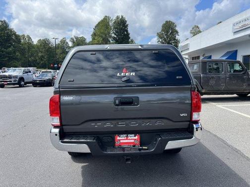 2017 Toyota Tacoma SR5