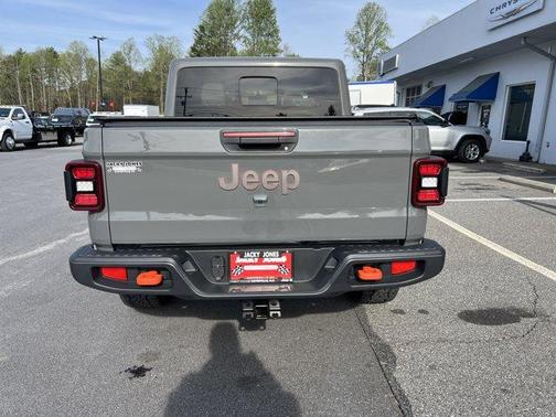 Sting Gray Clearcoat 2021 Jeep Gladiator Mojave
