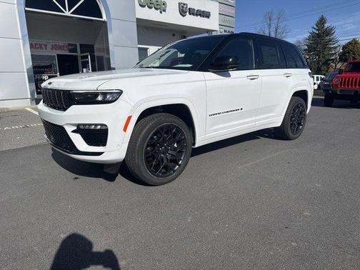 2025 Jeep Grand Cherokee Summit
