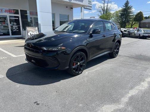 8 BALL 2024 Dodge Hornet GT