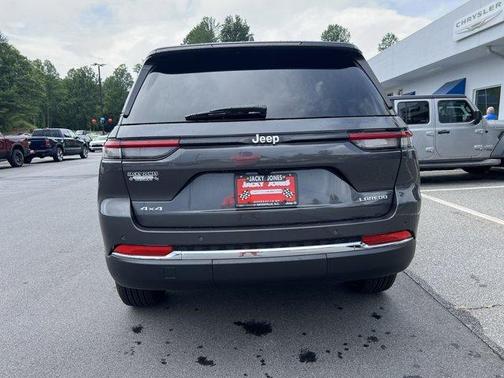 2025 Jeep Grand Cherokee Laredo X