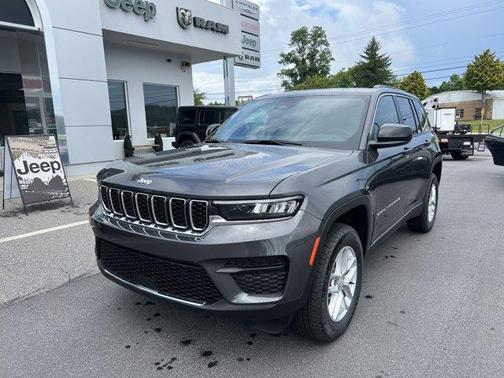 2025 Jeep Grand Cherokee Laredo X