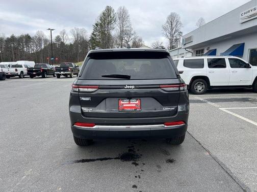 2025 Jeep Grand Cherokee Laredo X