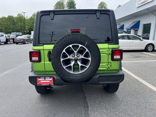 Mojito! Clearcoat 2026 Jeep Wrangler Sport