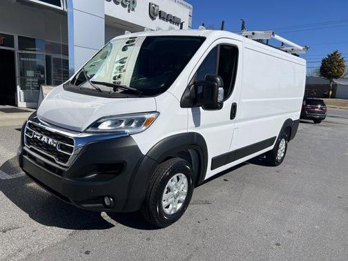 2025 RAM ProMaster 2500 Base