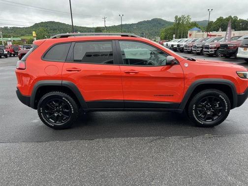 2021 Jeep Cherokee Trailhawk