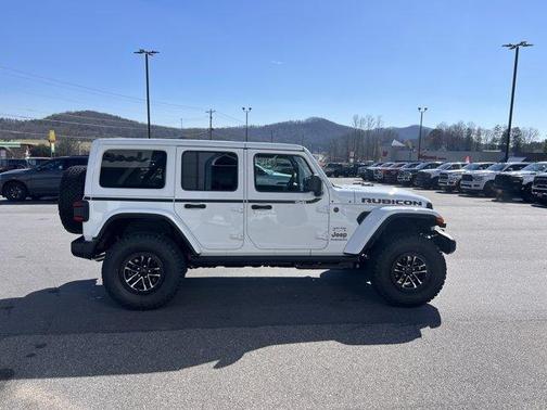 Bright White Clearcoat 2026 Jeep Wrangler Rubicon