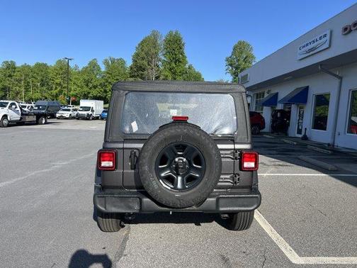 Granite Crystal Clearcoat Metallic 2025 Jeep Wrangler Sport