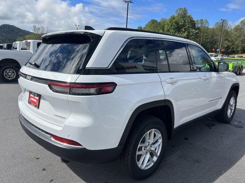 2025 Jeep Grand Cherokee Laredo X