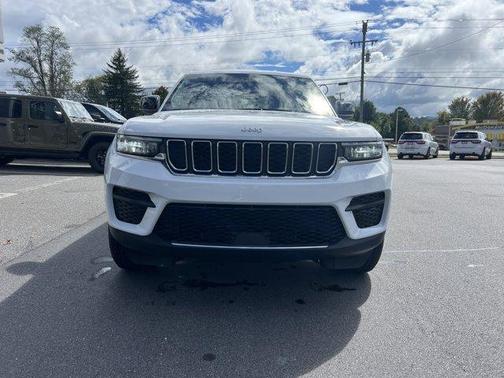 2025 Jeep Grand Cherokee Laredo X