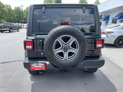 2018 Jeep Wrangler Sport