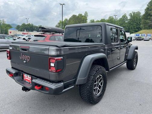 Granite Crystal Clearcoat Metallic 2026 Jeep Gladiator Shadow Ops