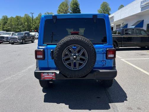 Hydro Blue Pearlcoat 2026 Jeep Wrangler Sport