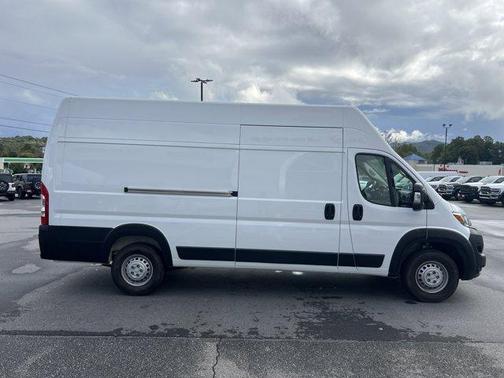 2025 RAM ProMaster 3500 Base