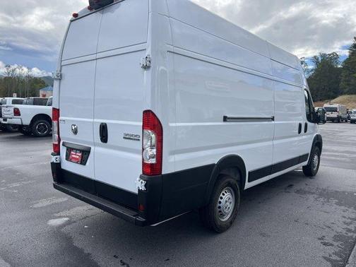 2025 RAM ProMaster 3500 Base