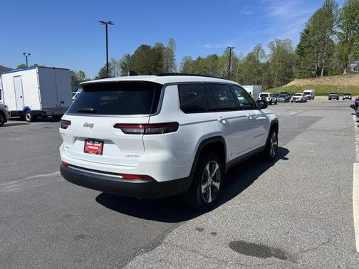 Bright White Clearcoat 2026 Jeep Grand Cherokee L Limited