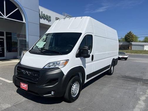 Bright White Clearcoat 2025 RAM ProMaster 3500 Base