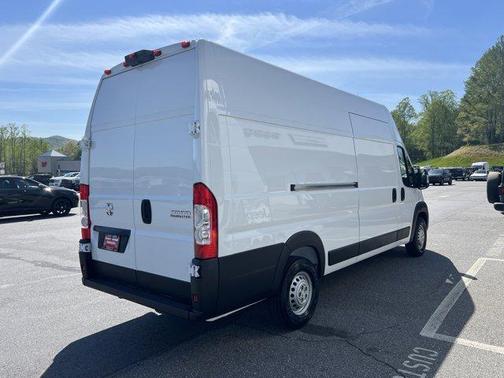 Bright White Clearcoat 2025 RAM ProMaster 3500 Base