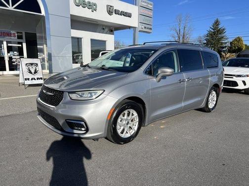 2021 Chrysler Pacifica Touring-L