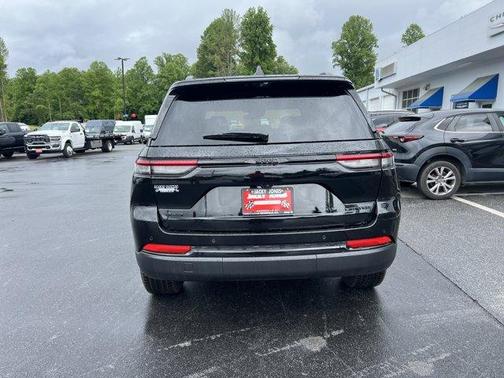 Diamond Black 2025 Jeep Grand Cherokee Limited