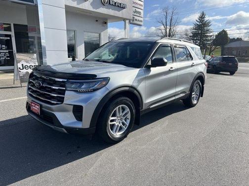 2025 Ford Explorer Active