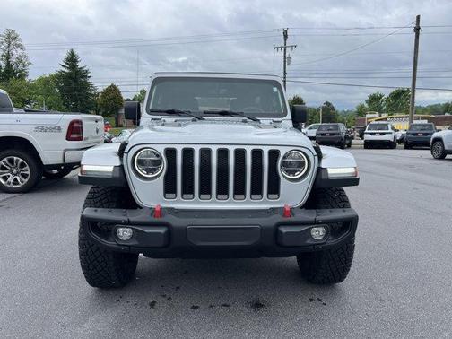 Silver Zynith Clearcoat 2022 Jeep Wrangler Unlimited Rubicon