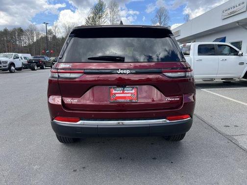 2025 Jeep Grand Cherokee Laredo X